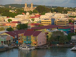 Archivo:Antigua.St.John.from west.wmt