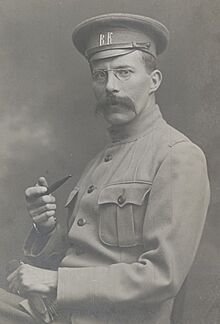 Arthur Ransome in uniform.jpg