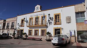 Archivo:Ayuntamiento Santa Fe de Mondújar