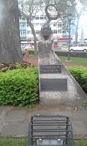 Archivo:Busto de Francisco Morazán, Parque Morazán