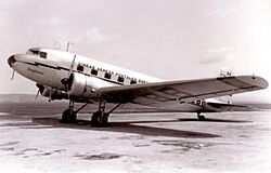 Archivo:DC- 2 (LAPE) (5810924053)