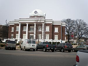 Archivo:Dyer County Tennessee Courthouse
