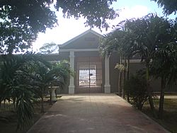 Fachada del Cementerio Judío de Coro.JPG