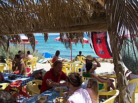 Archivo:Formentera beach restaurant