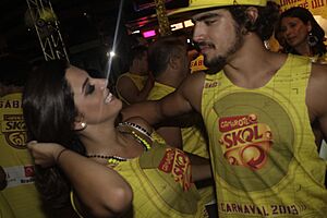 Archivo:Giovanna Lancellotti e Caio Castro 04