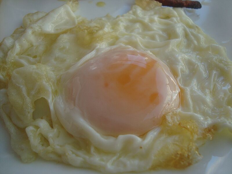Huevo estrellado