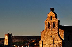 Archivo:Iglesia y ermita de Baltanás