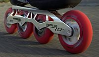 Archivo:Inline skate wheels
