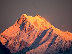Archivo:Kangchenjunga-from-Gangtok