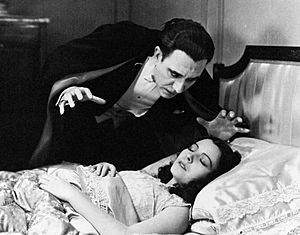 Archivo:Lupita Tovar and Carlos Villarías in Dracula (1931 spanish film)