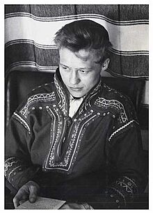 Nils-Aslak-Valkeapaa.jpg