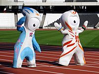 Archivo:Olympic mascots (cropped)