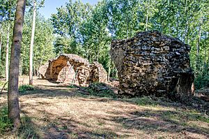 Archivo:Puente-san-pedro-royales-ruinas-agosto-2020