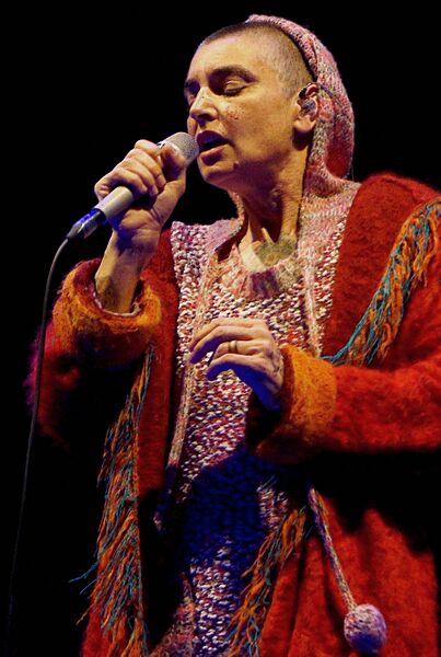 Sinéad O'Connor (9781906584) (cropped)