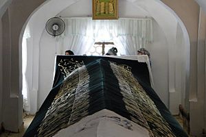 Archivo:The tomb of protagonist Daniel in Samarkand