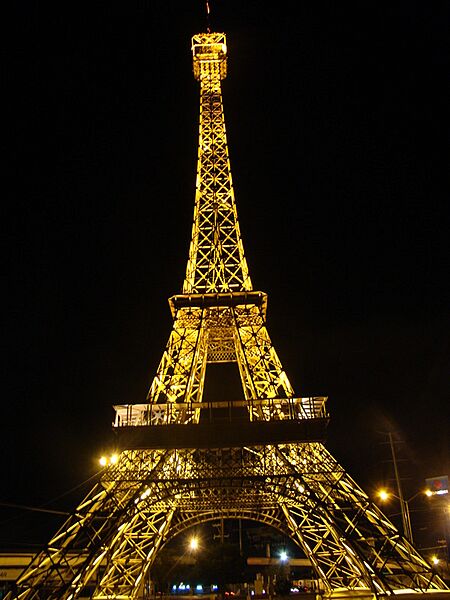 Torre Eiffel Gómez Palacio
