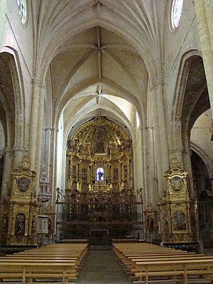 Archivo:04 Tamara de Campos iglesia de San Hipolito bóvedas lou