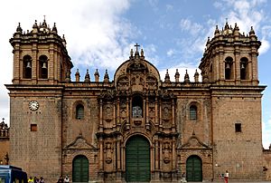 Archivo:Cathédrale de Cusco Décembre 2007e