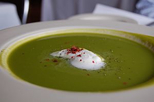 Archivo:Chilled asparagus soup