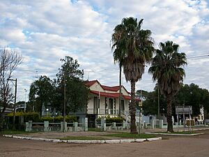 Archivo:Club Náutico de Monte Caseros