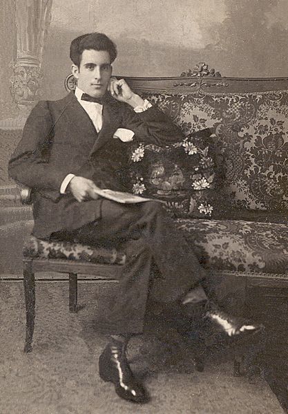 Escultor Antonio Ros