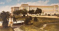 Archivo:Facultad de Agronomía UNLP (ca 1910)