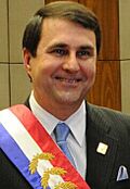 Federico Franco asumiendo la presidencia (cropped)