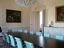 Archivo:GermanEmbassyPrague - Small Conference Room