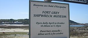Archivo:Guernsey 2011 149, Fort Grey info board
