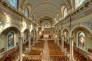 Archivo:Nave, St. Patrick's Cathedral, Harrisburg Historic District