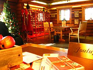 Archivo:Rovaniemi-santa's-post-office