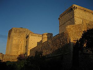 Archivo:Sanlucar barrameda castillo santiago2