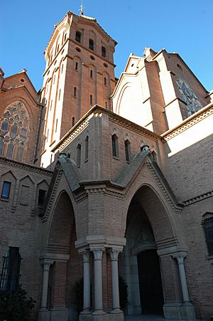 Archivo:Santa Maria de Valldonzella - Entrada