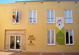 Sevilla - Cartuja, Rectorado de la Universidad Internacional de Andalucía.jpg