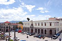 Archivo:Streets of Quetzaltenango City, Guatemala
