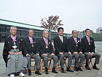 Archivo:Tasuku Honjo Susumu Nakanishi Ikuta Takagi Shinzo Abe Shunichi Iwasaki and Goichi Oda 20131103