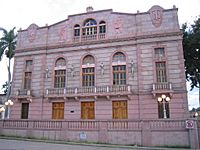 Tegulcigalpa Theatre (34321619).jpg