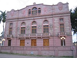 Archivo:Tegulcigalpa Theatre (34321619)