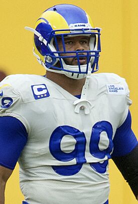 Aaron Donald 2020 (cropped).jpg