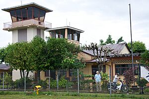 Archivo:Aeropuerto de San Borja - panoramio