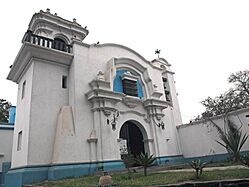 Archivo:Antigua Hacienda Huando en Huaral 01