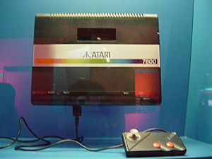 Archivo:Atari 7800