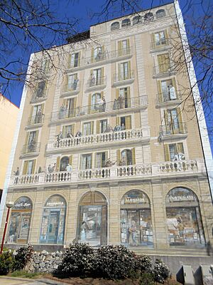 Archivo:Balcons BCN