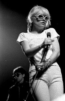 Archivo:Blondie (Debbie Harry) (12215548)