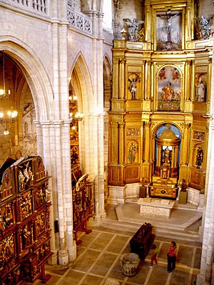 Archivo:Burgos - San Esteban, interior 14