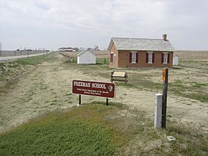 Archivo:Homestead Freeman School