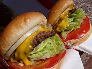Archivo:In-N-Out Burger cheeseburgers