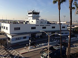Long Beach Airport (11844662183).jpg