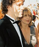 Archivo:Michelle Pfeiffer and David E. Kelley