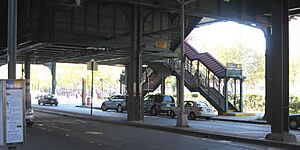 Archivo:Ocean Pkwy BMT sta jeh